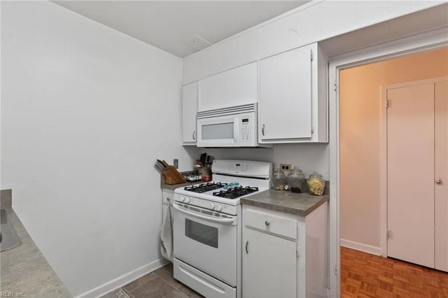 7320 Glenroie Ave Apt 3E, Norfolk, VA 23505