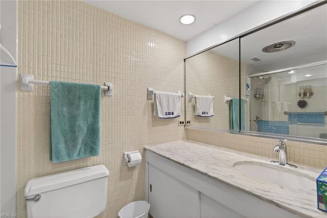 7320 Glenroie Ave Apt 3E, Norfolk, VA 23505