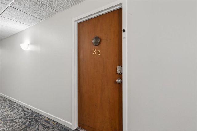 7320 Glenroie Ave Apt 3E, Norfolk, VA 23505
