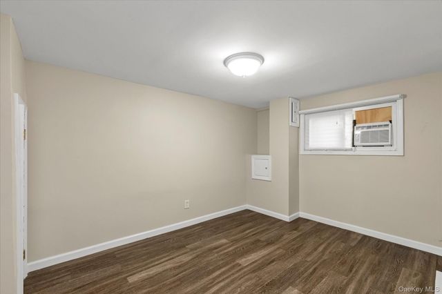 964 Cranford Avenue, North Woodmere, NY 11581