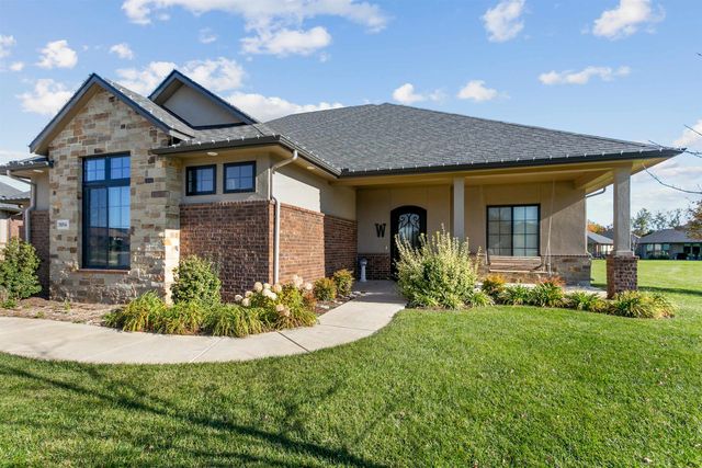 3854 N Red Fox Circle, Maize, KS 67101