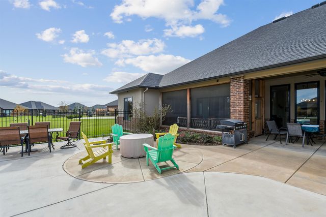 3854 N Red Fox Circle, Maize, KS 67101