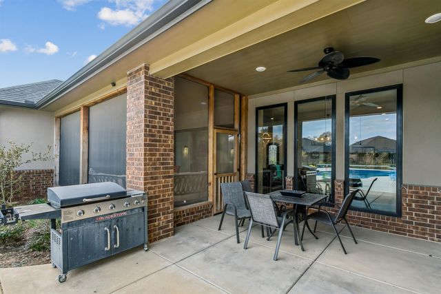 3854 N Red Fox Circle, Maize, KS 67101