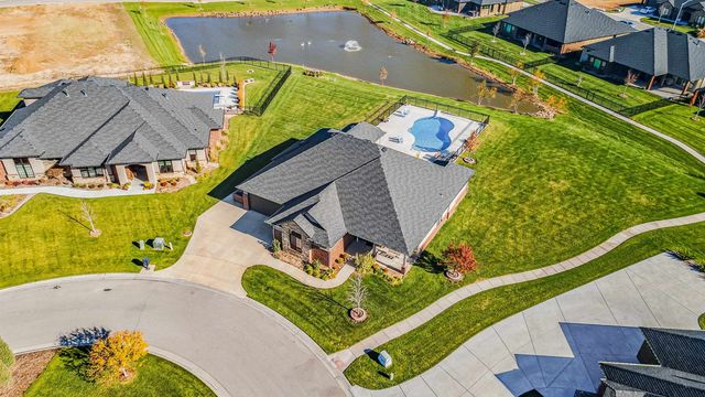 3854 N Red Fox Circle, Maize, KS 67101