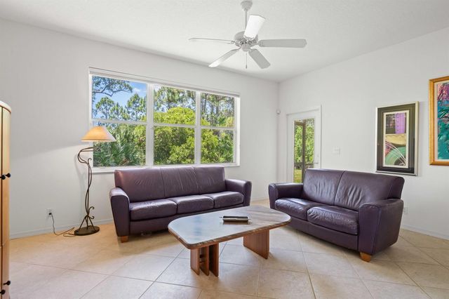 3716 NW Deer Oak Drive, Jensen Beach, FL 34957