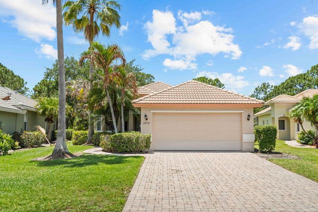 3716 NW Deer Oak Drive, Jensen Beach, FL 34957