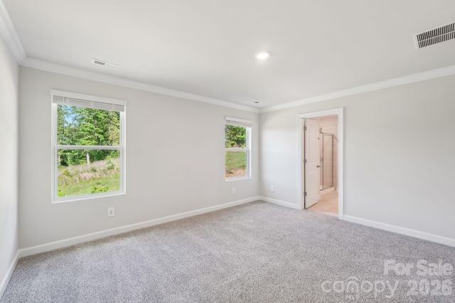 1330 30th Street Lane NE, Hickory, NC 28613