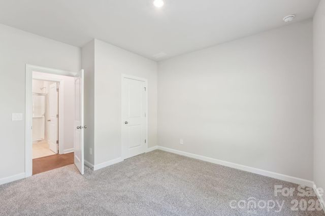 1330 30th Street Lane NE, Hickory, NC 28613