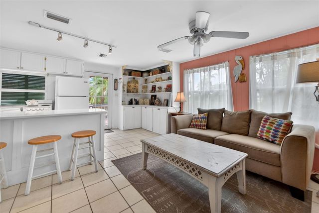 660 LINLEY STREET, Longboat Key, FL 34228