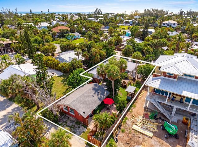660 LINLEY STREET, Longboat Key, FL 34228