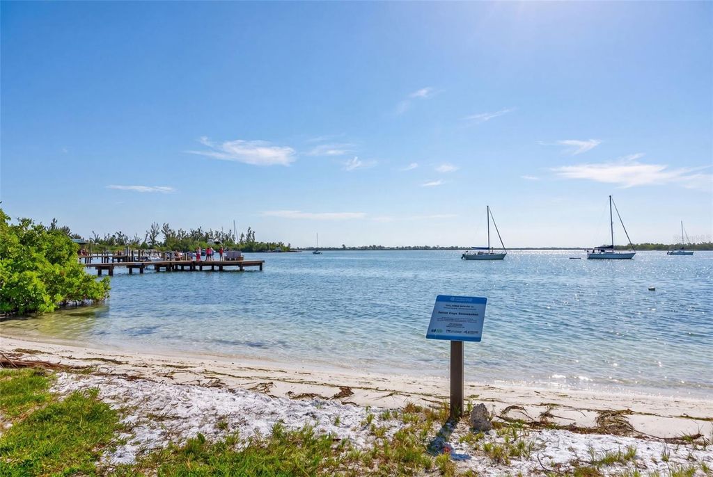 Image 52 of property listing at 660 LINLEY STREET, Longboat Key, FL 34228
