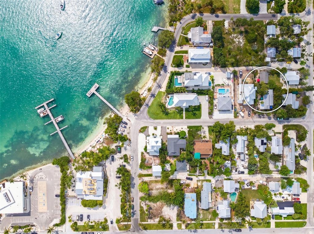 Image 53 of property listing at 660 LINLEY STREET, Longboat Key, FL 34228