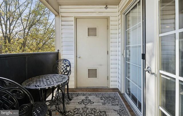 4151 CASTLECARY LN, Fairfax, VA 22030