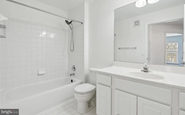 4151 CASTLECARY LN, Fairfax, VA 22030