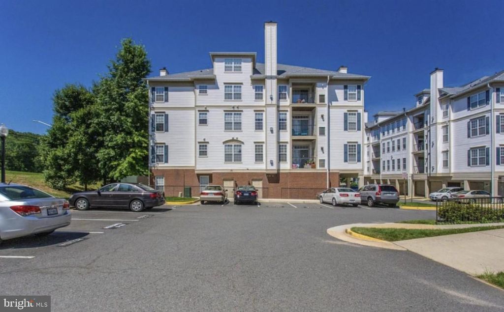 4151 CASTLECARY LN, Fairfax, VA 22030