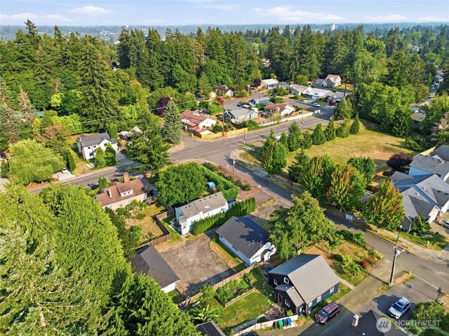 2016 Dickinson Avenue NW, Olympia, WA 98502