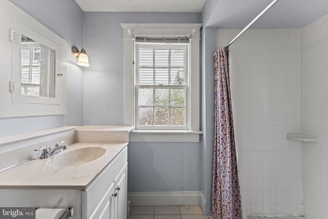 107 WALNUT, Middleburg, VA 20117