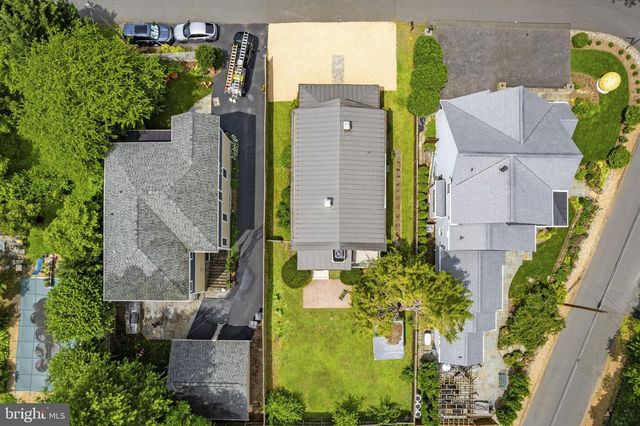 107 WALNUT, Middleburg, VA 20117