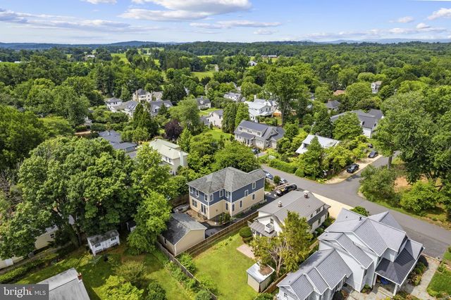 107 WALNUT, Middleburg, VA 20117