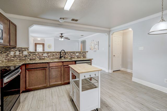 10926 Livewater Trl, San Antonio, TX 78245