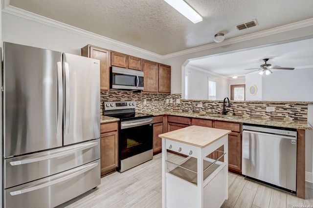 10926 Livewater Trl, San Antonio, TX 78245