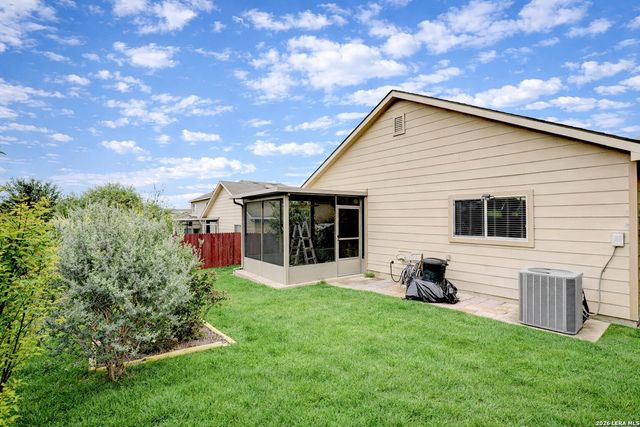 10926 Livewater Trl, San Antonio, TX 78245