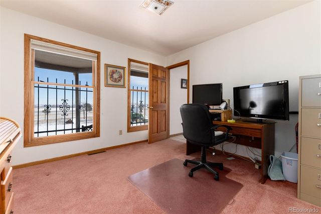 10650 Yellowstone Road, Longmont, CO 80504