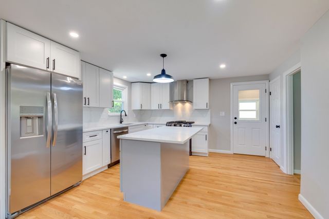 36 Lancaster Rd, Dedham, MA 02026