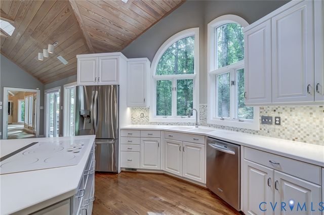 9 Deer Run Rd, Manakin Sabot, VA 23103