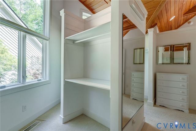 9 Deer Run Rd, Manakin Sabot, VA 23103