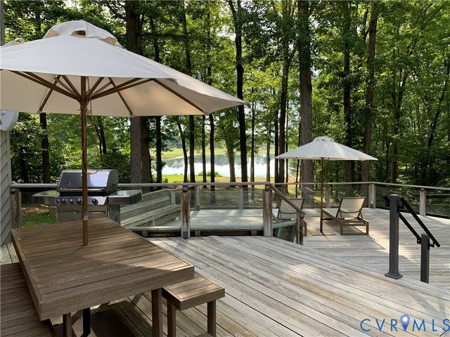 9 Deer Run Rd, Manakin Sabot, VA 23103