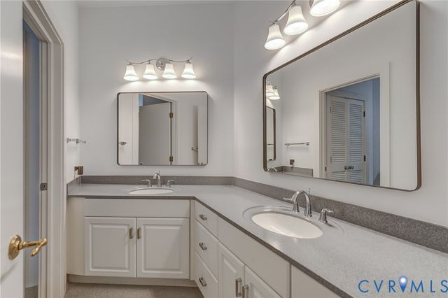9 Deer Run Rd, Manakin Sabot, VA 23103