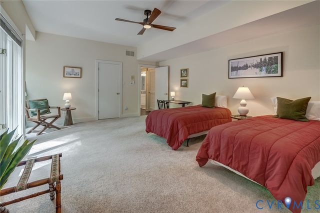 9 Deer Run Rd, Manakin Sabot, VA 23103