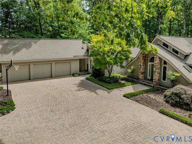 9 Deer Run Rd, Manakin Sabot, VA 23103