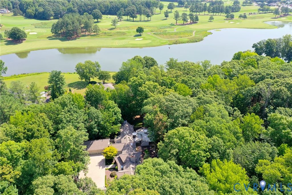 9 Deer Run Rd, Manakin Sabot, VA 23103