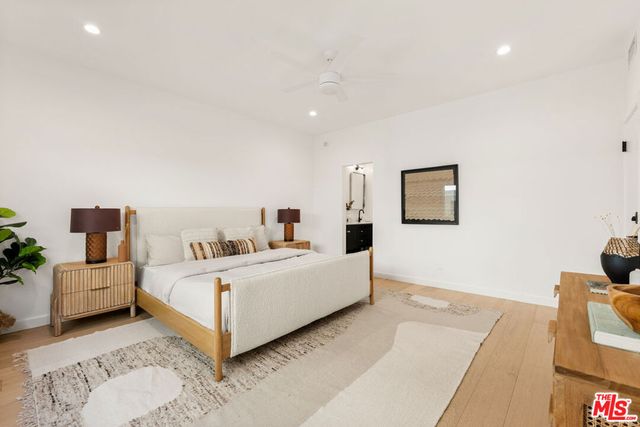 1131 12th Street 102, Santa Monica, CA 90403