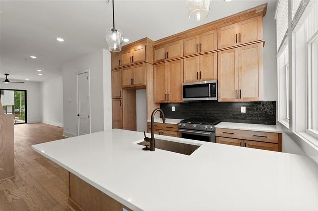 654 Soul Alley 102, Alpharetta, GA 30009