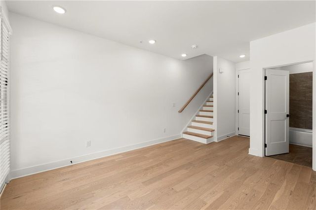 654 Soul Alley 102, Alpharetta, GA 30009