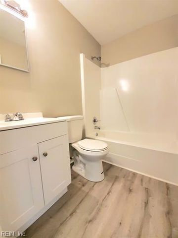 9117 Chesapeake Blvd Apt 5, Norfolk, VA 23503