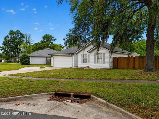 485 SHAMROCK S, Jacksonville, FL 32218