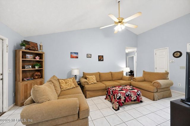 485 SHAMROCK S, Jacksonville, FL 32218