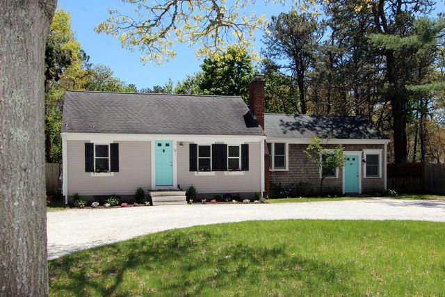 72 Airline Road, Dennis, MA 02638
