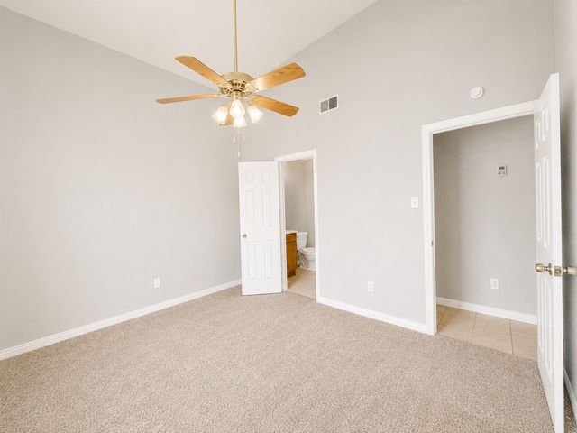 432 Chestnut Lane 434, Desoto, TX 75115