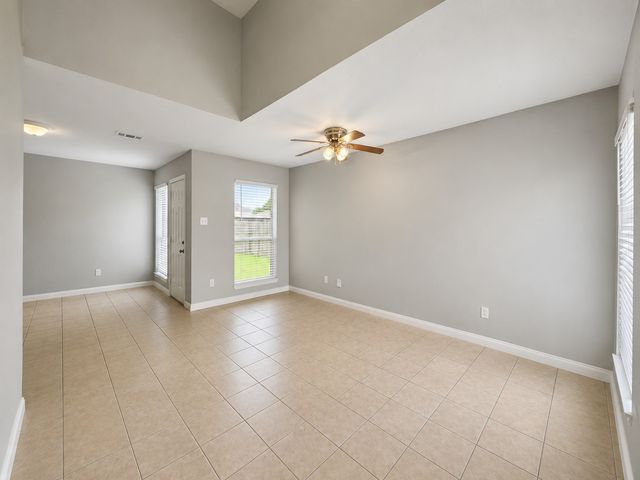 432 Chestnut Lane 434, Desoto, TX 75115
