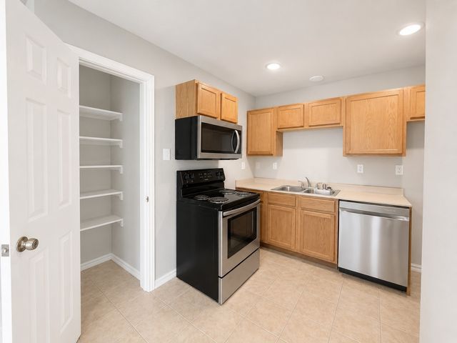 432 Chestnut Lane 434, Desoto, TX 75115