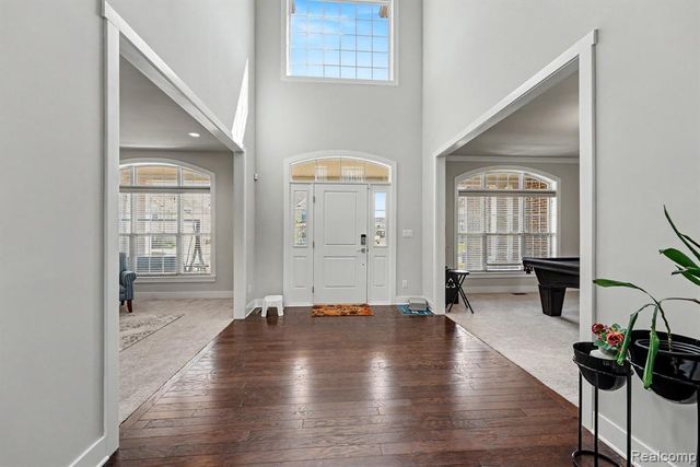 1303 Napa Drive, Canton, MI 48187