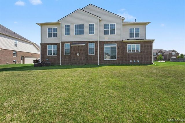 1303 Napa Drive, Canton, MI 48187