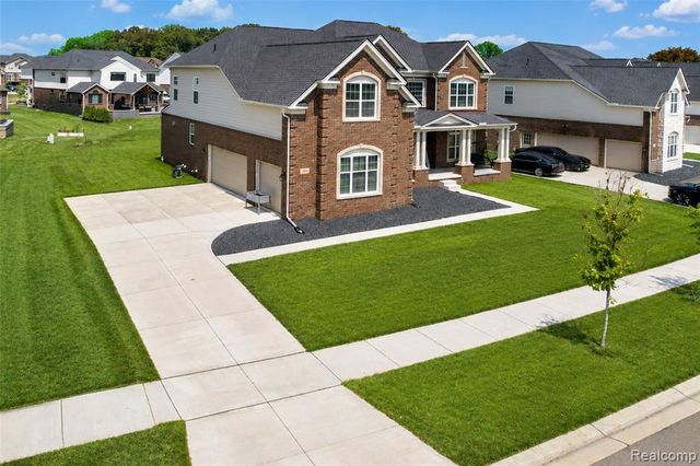1303 Napa Drive, Canton, MI 48187