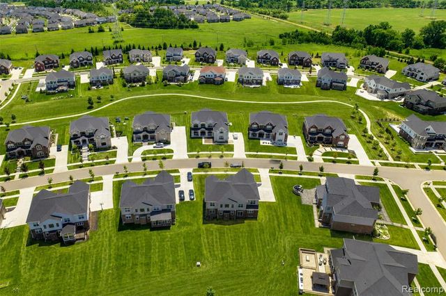 1303 Napa Drive, Canton, MI 48187