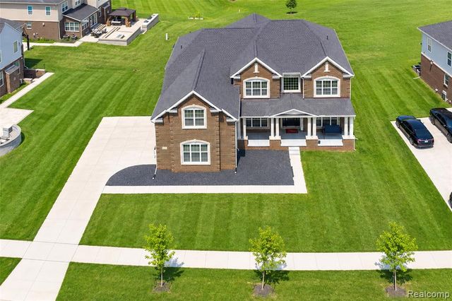 1303 Napa Drive, Canton, MI 48187
